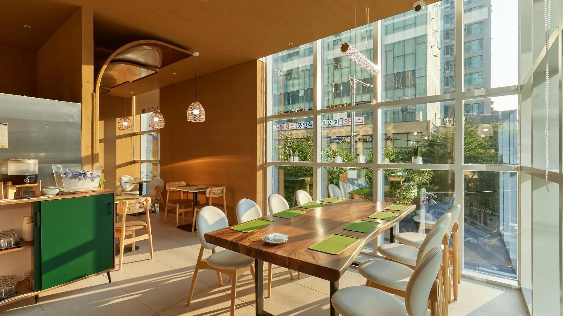 Travelodge Suites Busan Centum 4*,