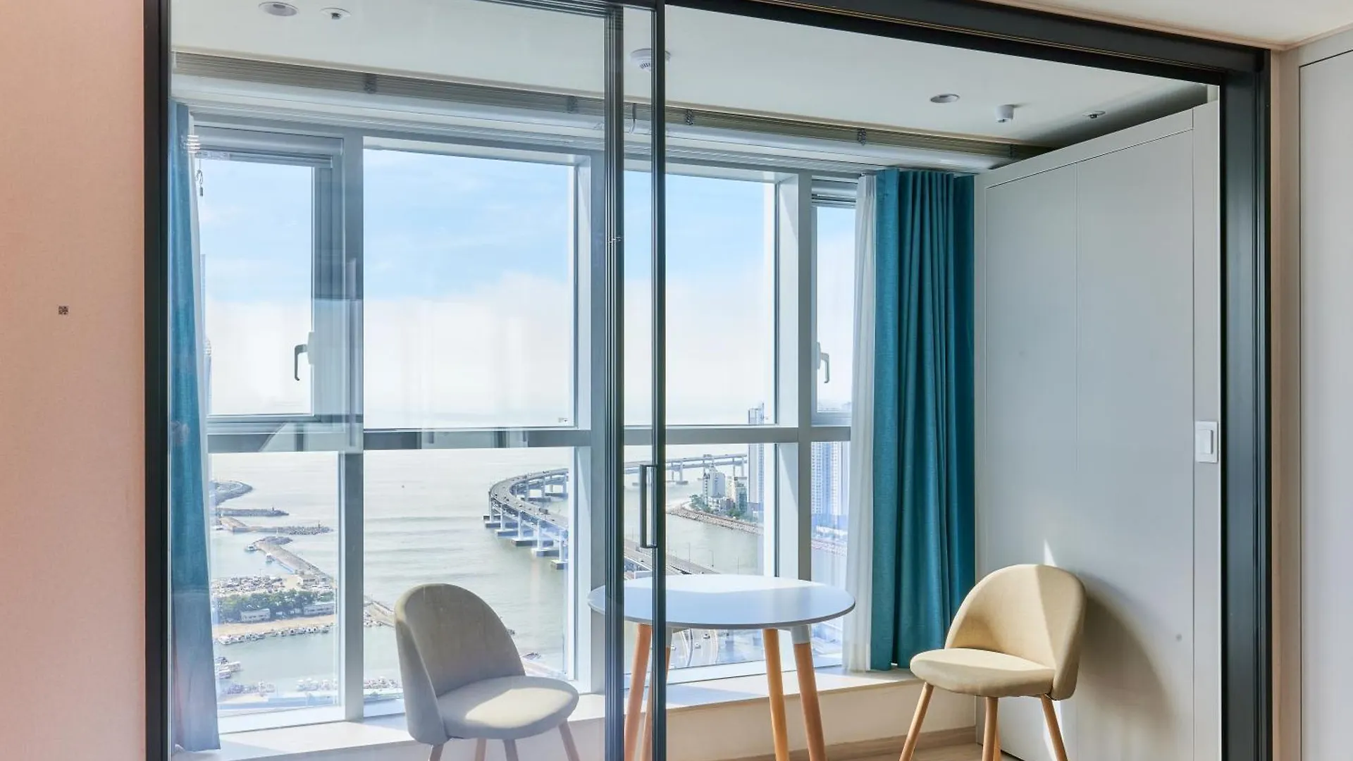 **** Hotel Travelodge Suites Busan Centum South Korea