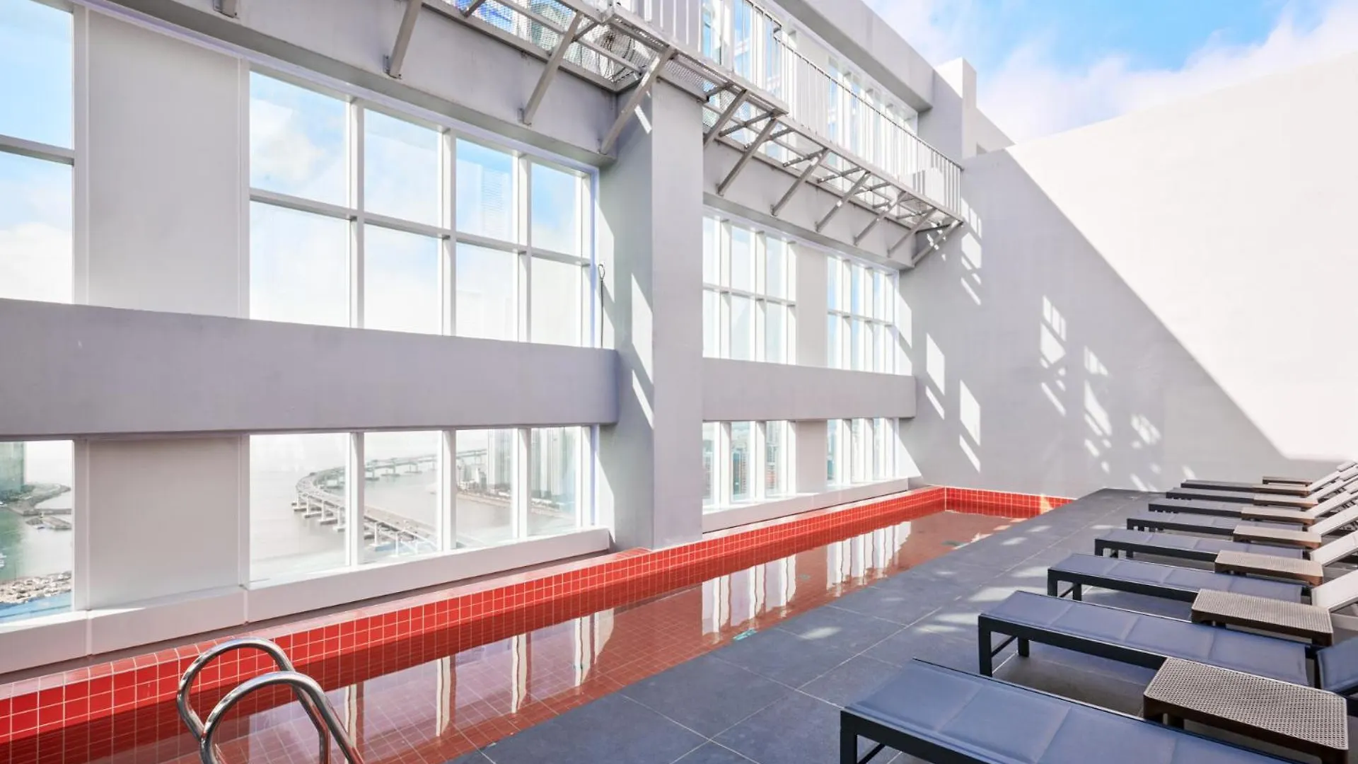 Travelodge Suites Busan Centum